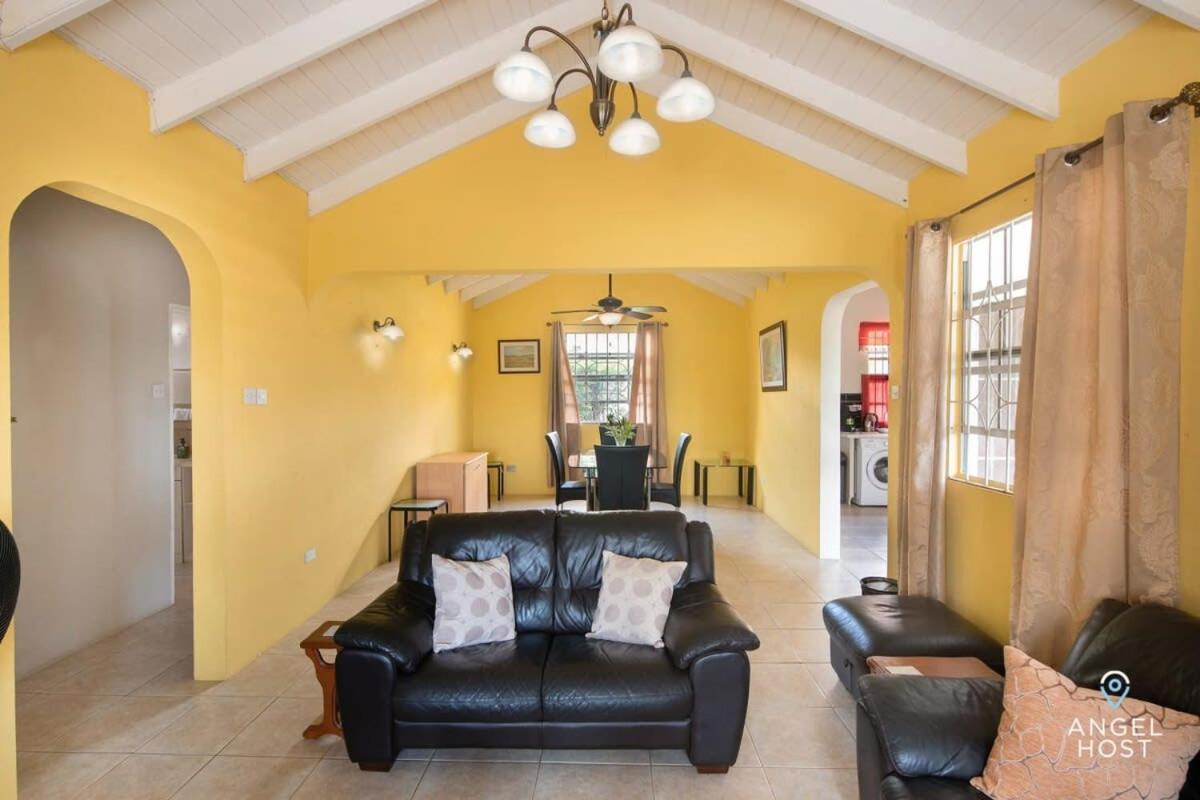 Beachy Cottage I Kitchen I Wi-Fi I Shaded Cabana I Parking Saint Philip Exterior photo