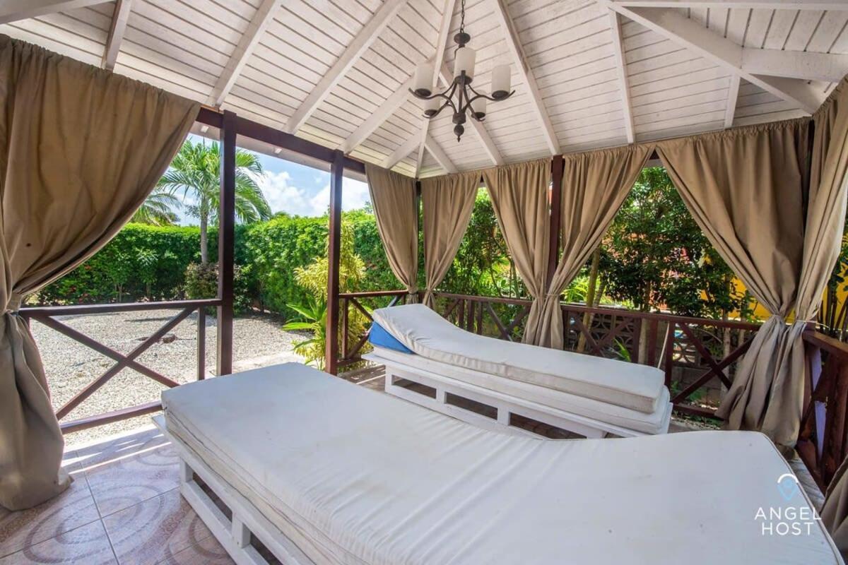 Beachy Cottage I Kitchen I Wi-Fi I Shaded Cabana I Parking Saint Philip Exterior photo