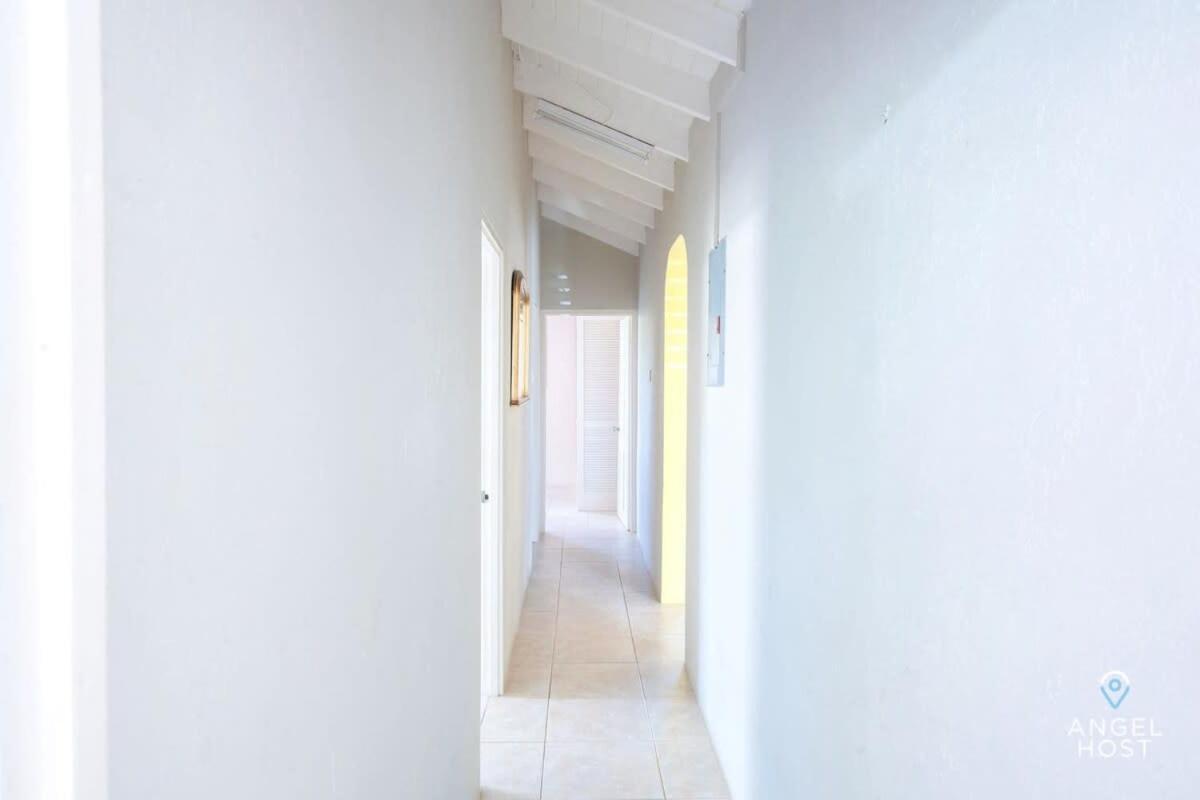 Beachy Cottage I Kitchen I Wi-Fi I Shaded Cabana I Parking Saint Philip Exterior photo