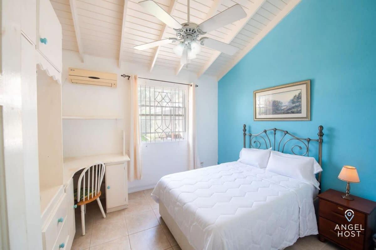 Beachy Cottage I Kitchen I Wi-Fi I Shaded Cabana I Parking Saint Philip Exterior photo